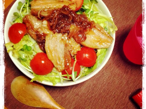 簡単☆満腹‼︎野菜たっぷり豚テリ丼